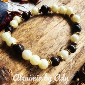 Alquimia Multicolor Beaded Bracelet with garnet